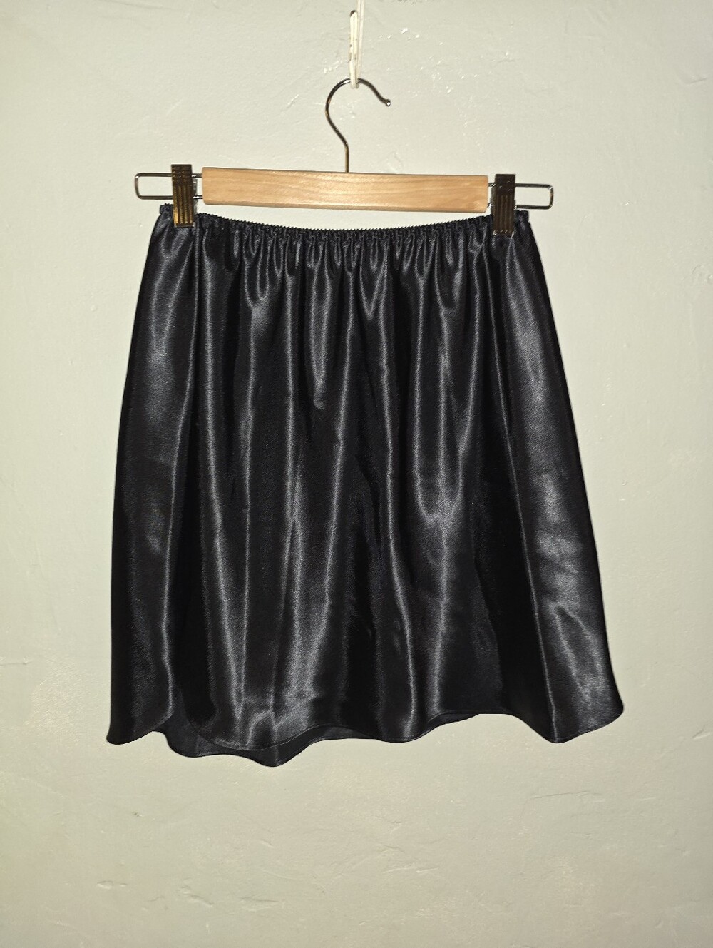 Vintage Farr West 1990s Y2k Black Liquid Satin Mini Slip Skirt